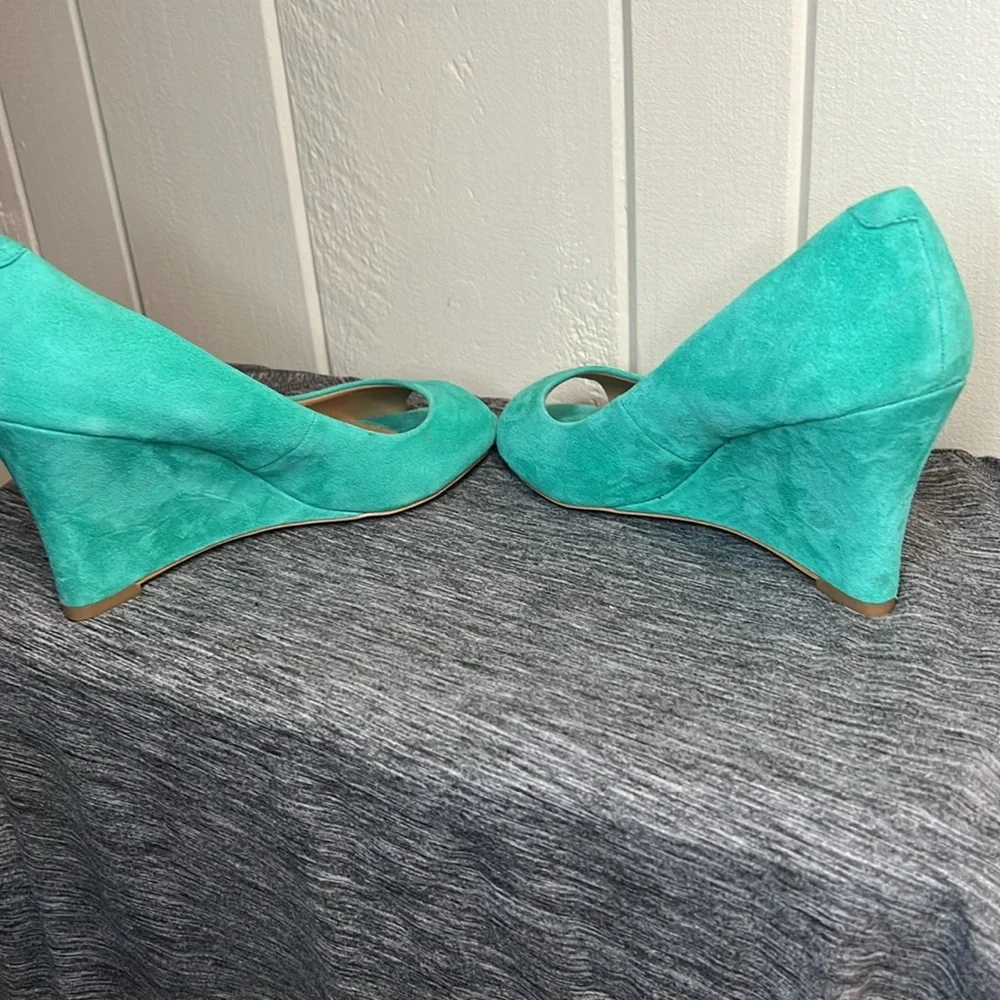 Ann Taylor Open Toe Wedge - Picture 6 of 9